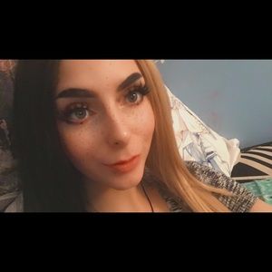 Meet your Posher, Brianne